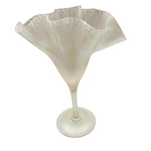 Vintage Steuben Verre de Soie Iridescent Art Glass Fan Vase